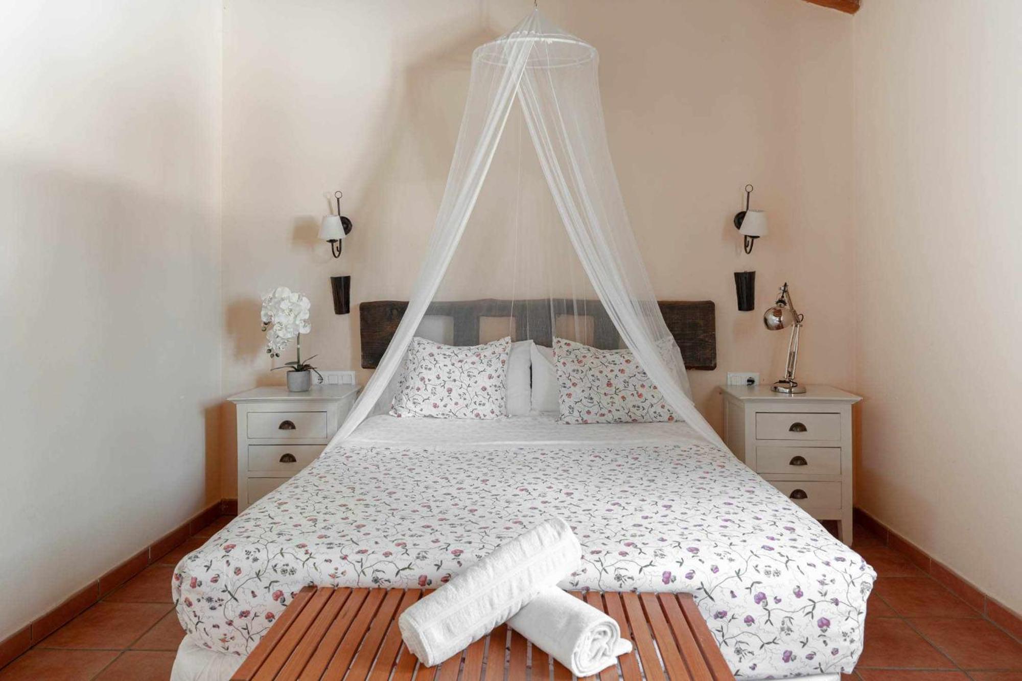 El Manantial Del Fresno Casas Rurales En Hervas Room photo